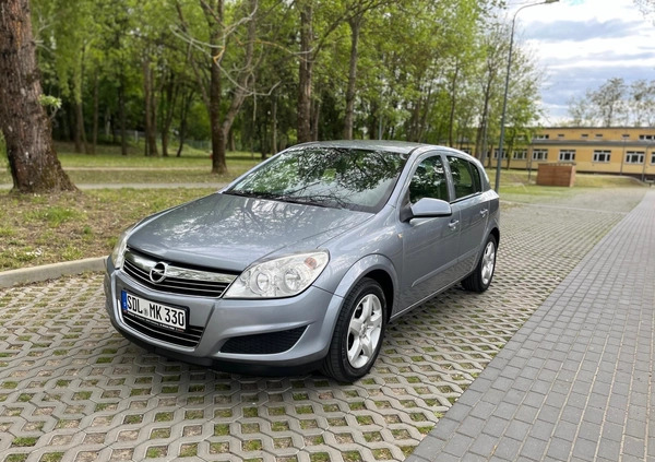 Opel Astra cena 12900 przebieg: 192000, rok produkcji 2008 z Nidzica małe 172